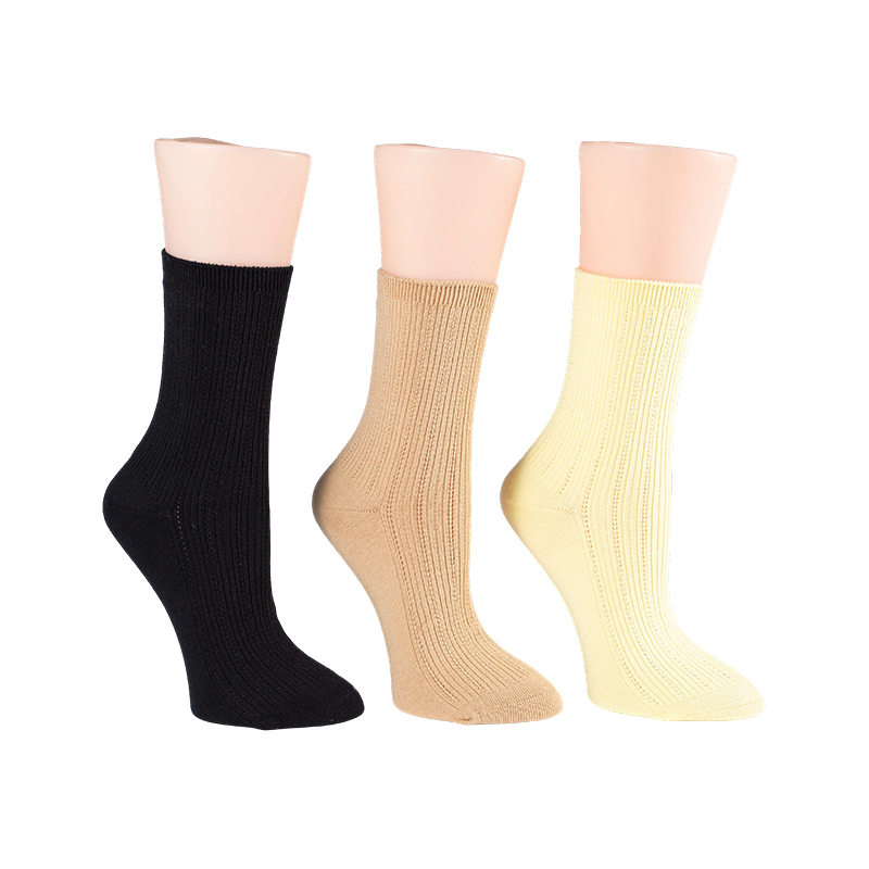 Chaussettes à rayures verticales pour femmes