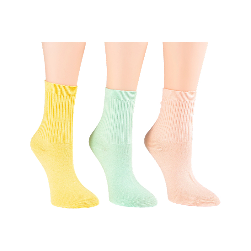 Chaussettes côtelées pour femmes