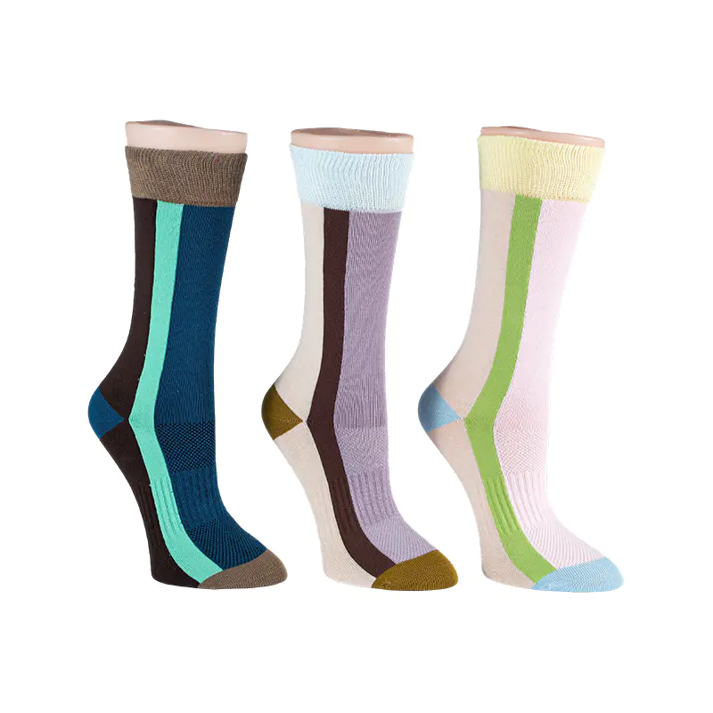 Chaussettes mi-mollet à blocs de couleurs pour femmes