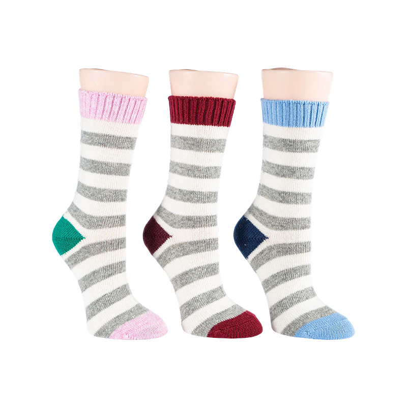 Chaussettes à rayures en laine pour dames